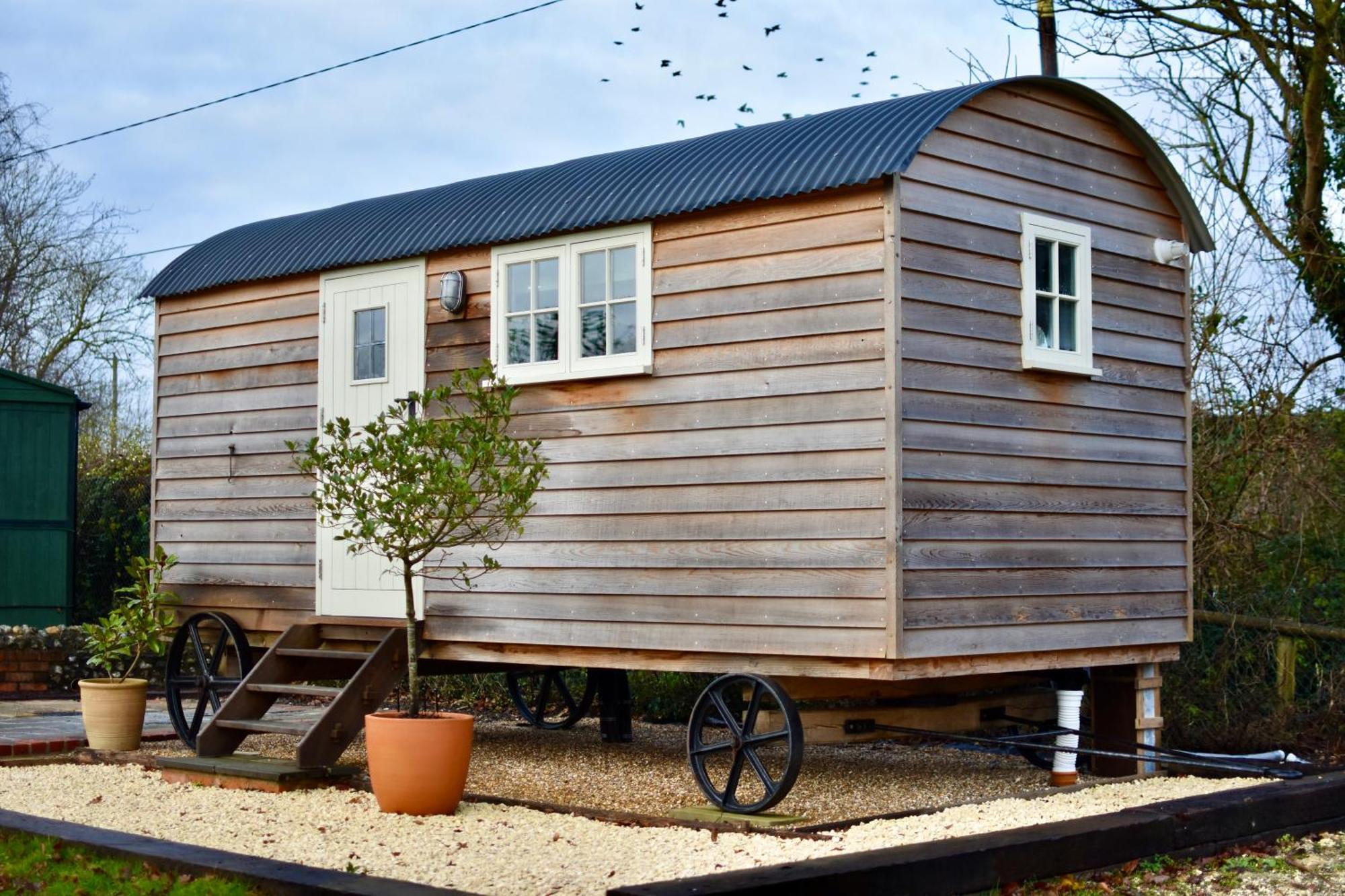 The Deer Hut Apartment Burpham Exterior photo